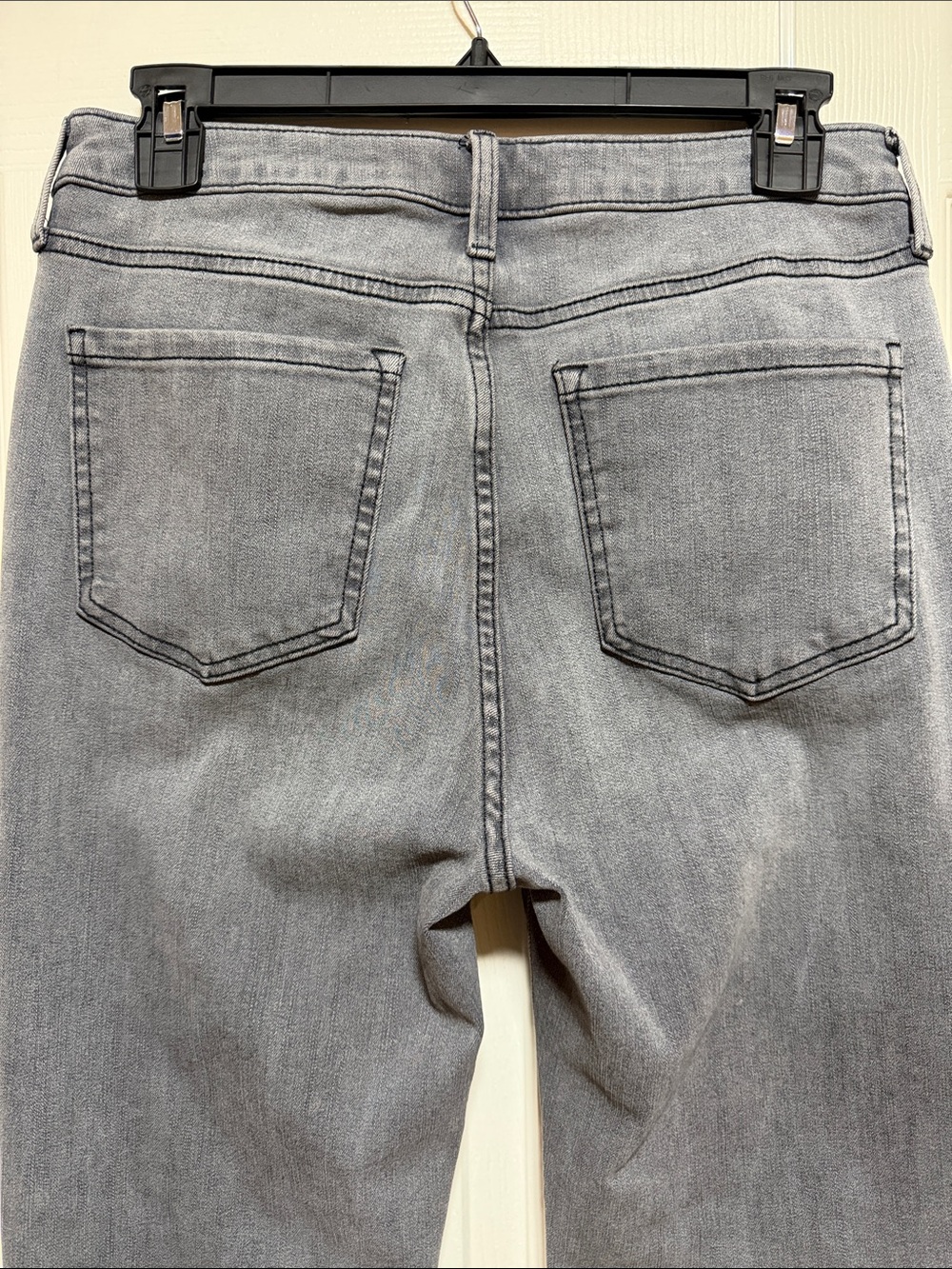 Quince Bella Stretch Kick Flare Jeans Greyed Out - Size 30 - Picture 5 of 9